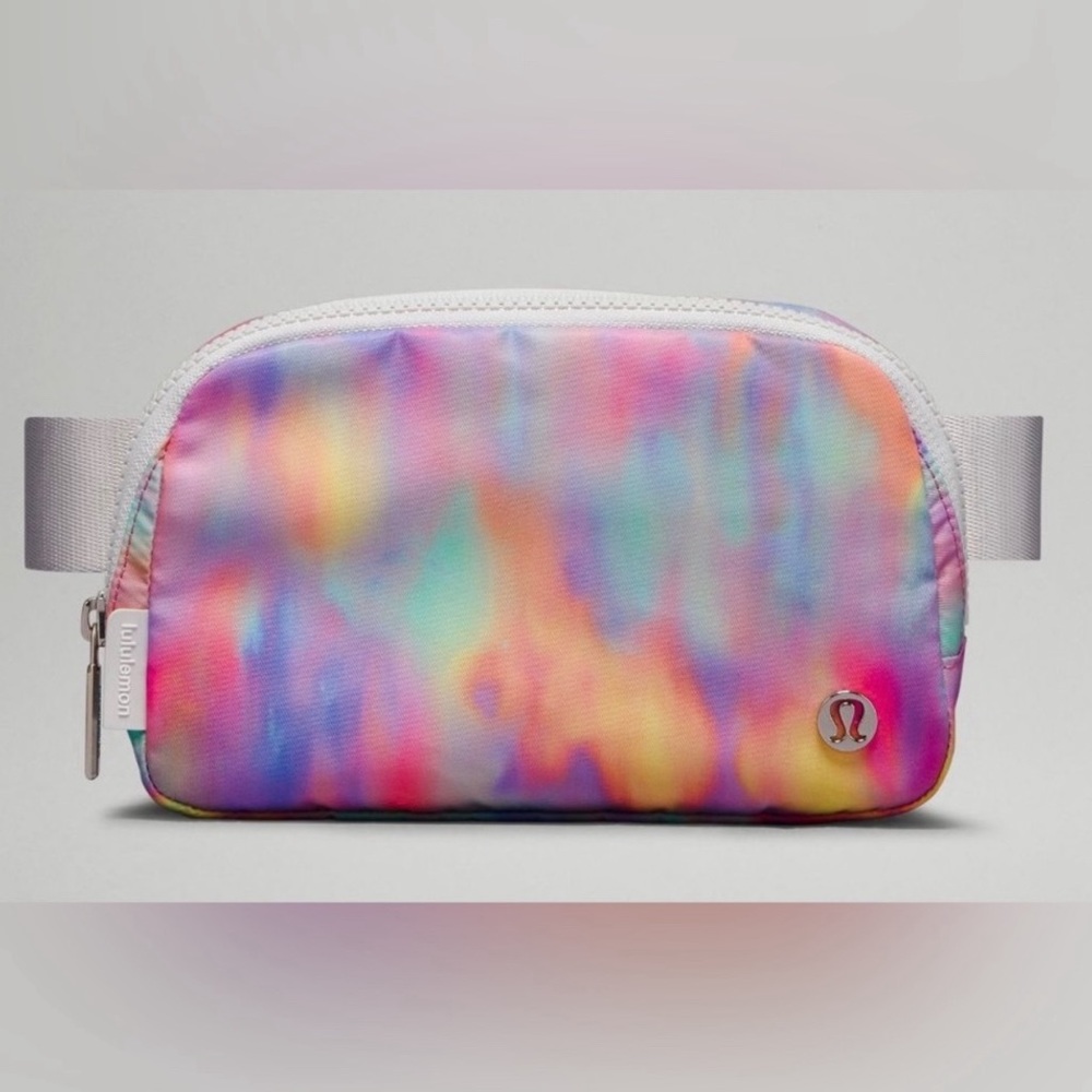 lululemon everywhere belt bag